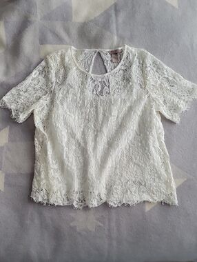 H&M White Lace Top